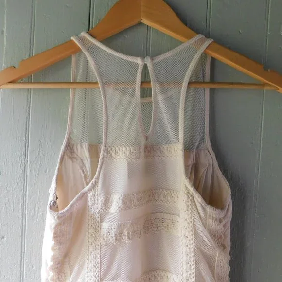 ๐*Price Firm*Abercrombie & Fitch Lace Dress - Picture 14 of 16